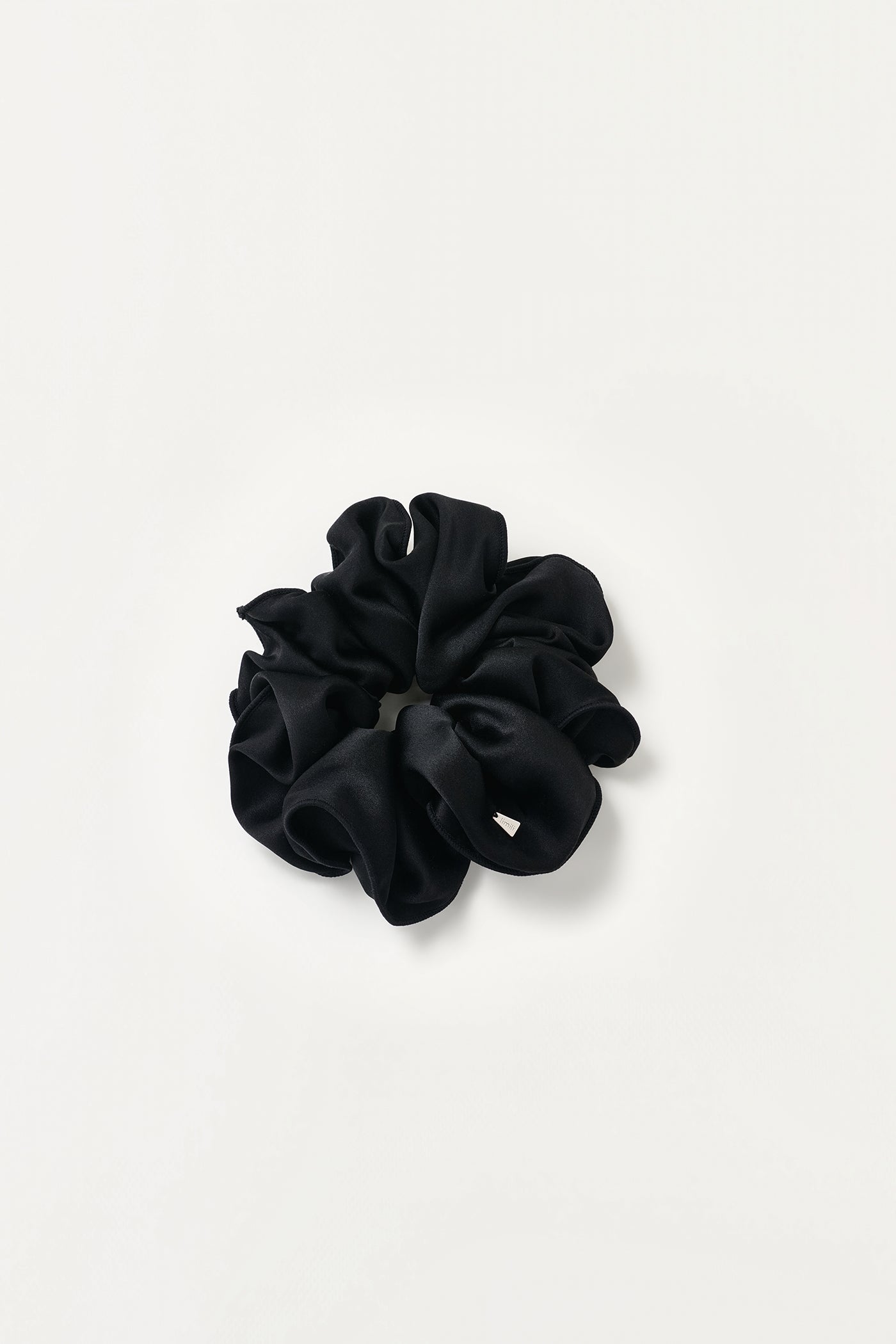 Silk Outline Scrunchie　M